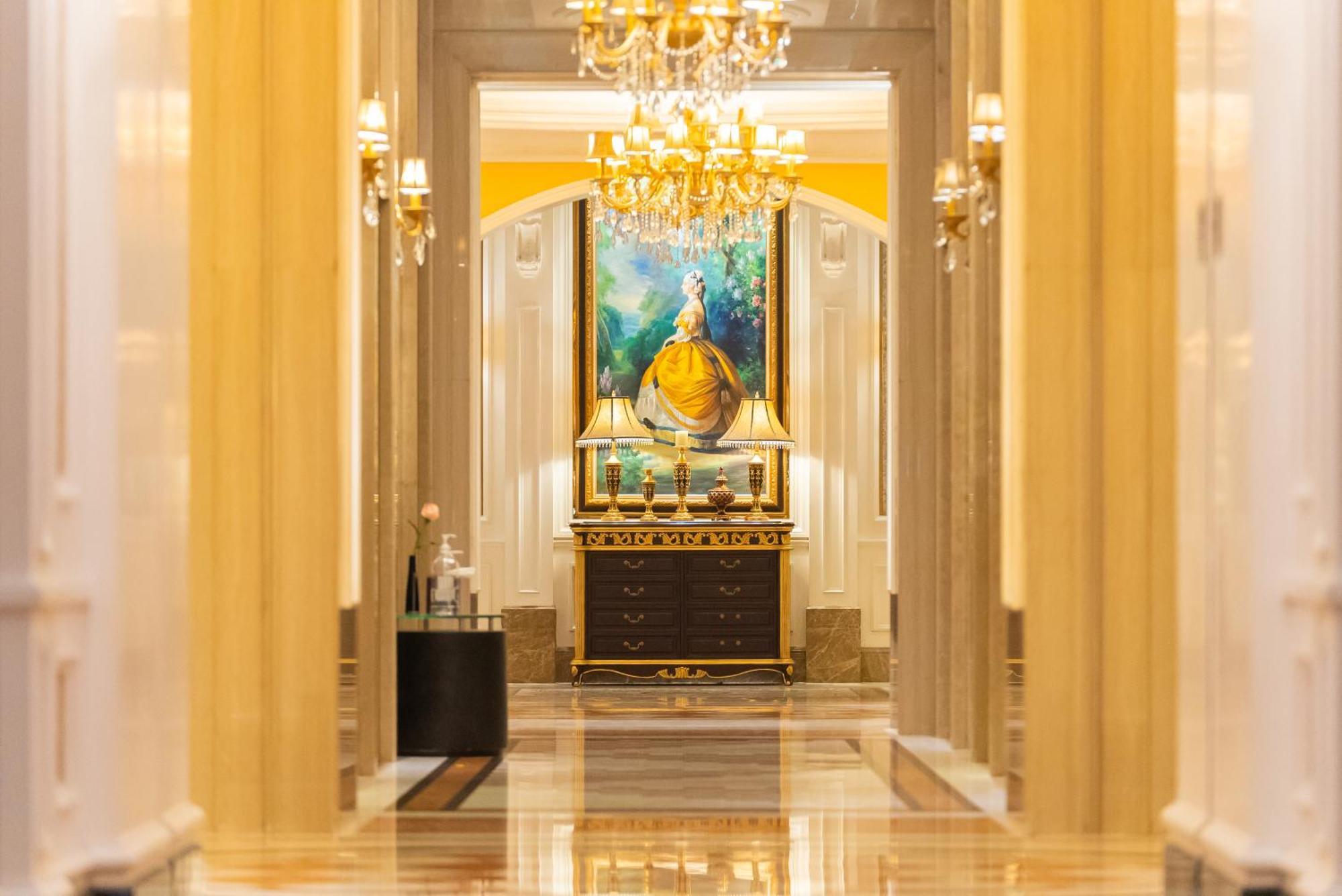 Ramada Plaza Optics Valley Hotel Ухань Екстер'єр фото